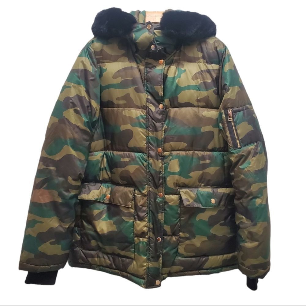 Forever 21 Camouflage Puffer